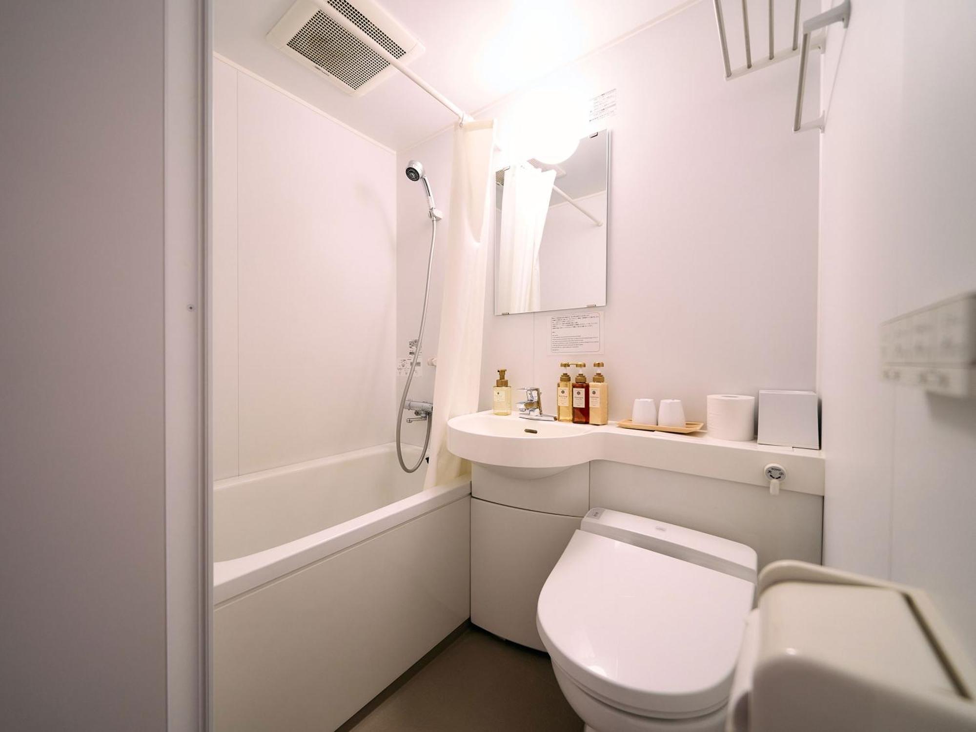 Hotel Plus Hostel Tokyo Kawasaki Kavaszaki Kültér fotó