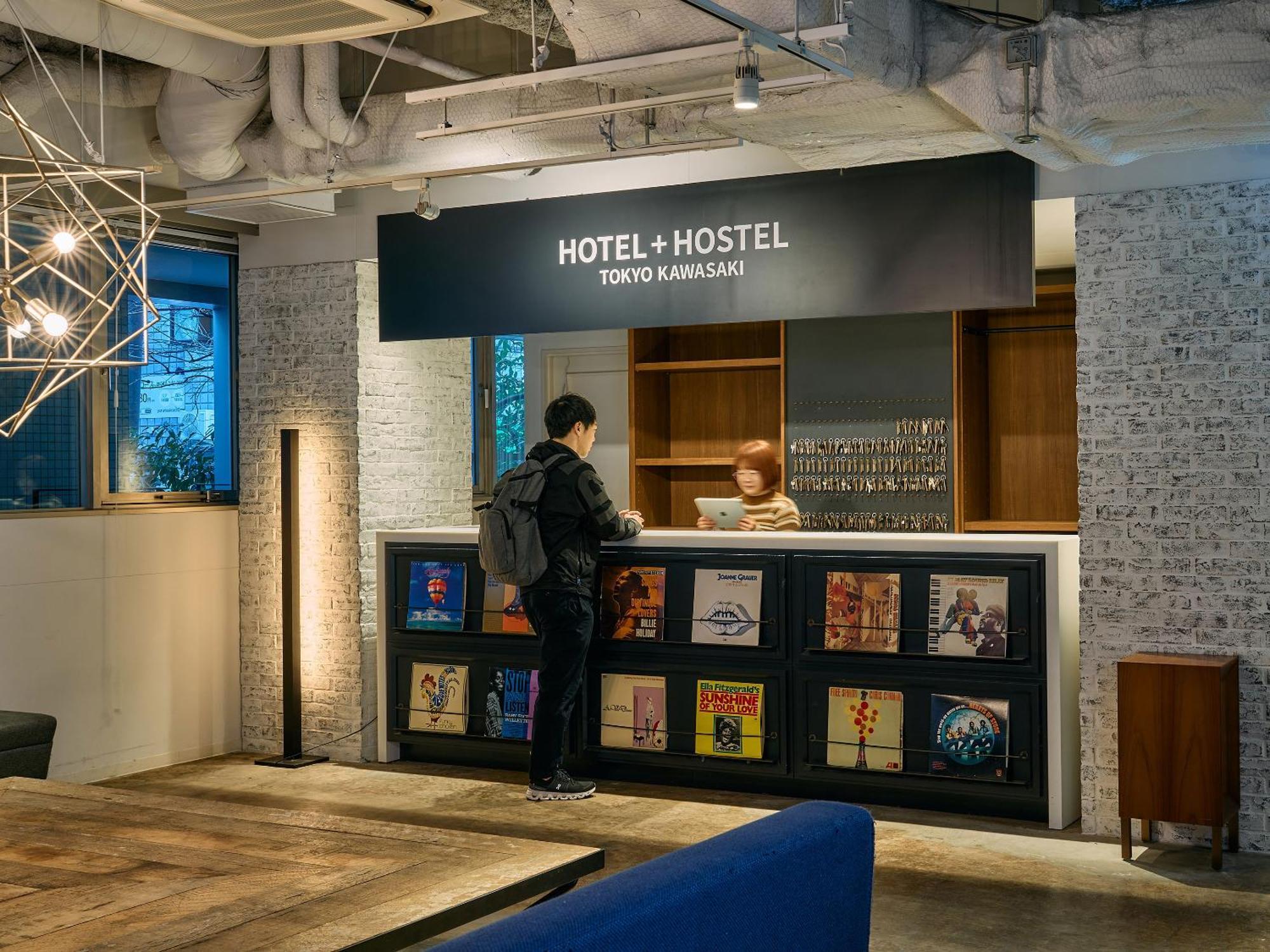 Hotel Plus Hostel Tokyo Kawasaki Kavaszaki Kültér fotó